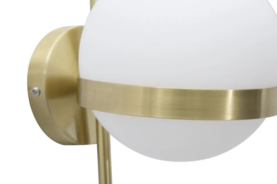 Applique murale en métal doré avec sphère en verre blanc décor cercle doré
