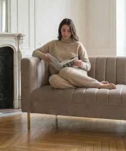 Canapé moderne 3 places à coutures verticales Sacramento Velours Taupe