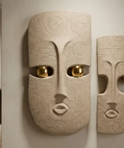 Décor mural 2 pièces visages stylisés en relief avec détails métalliques