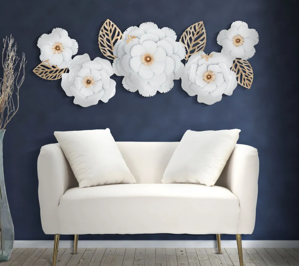 Décoration murale métal 3D fleurs et feuilles Blanc Or