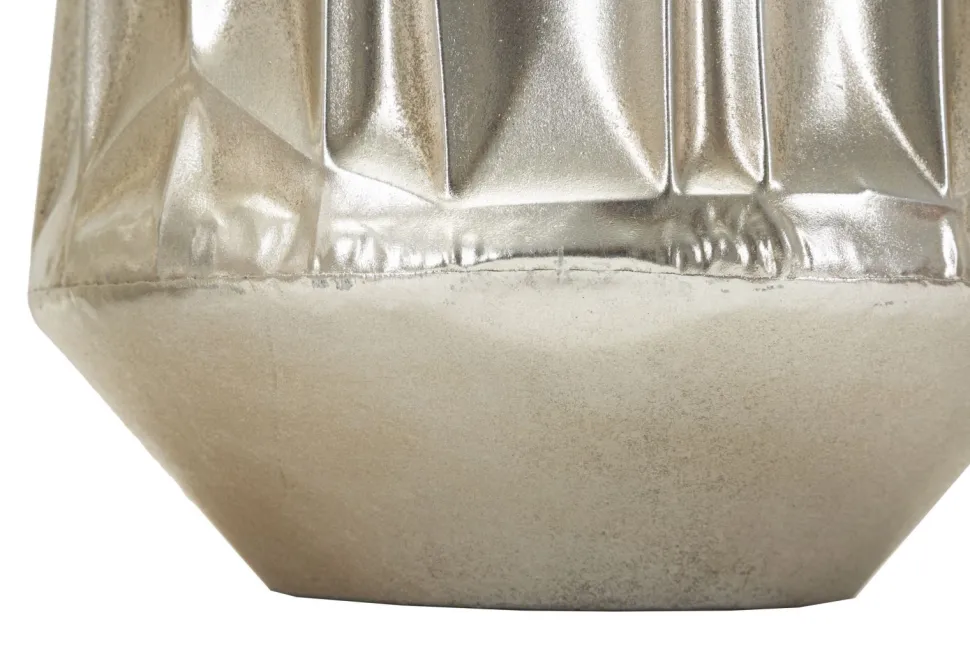 Ensemble de 3 vases Argentés reliefés