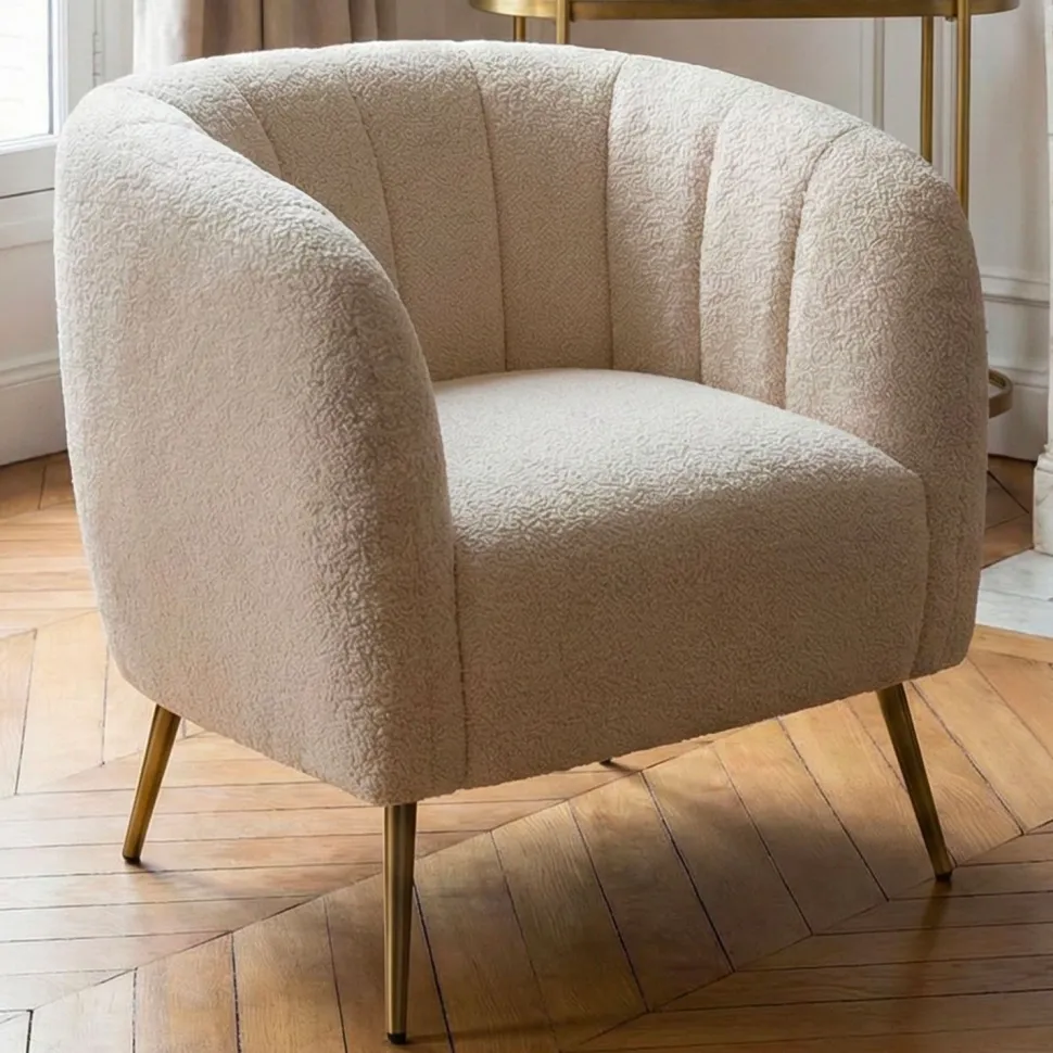 Fauteuil moderne Bombaro pieds métal doré et Tissu bouclette Beige