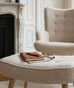 Fauteuil scandinave + pouf Lylou Tissu bouclette lainée Crème