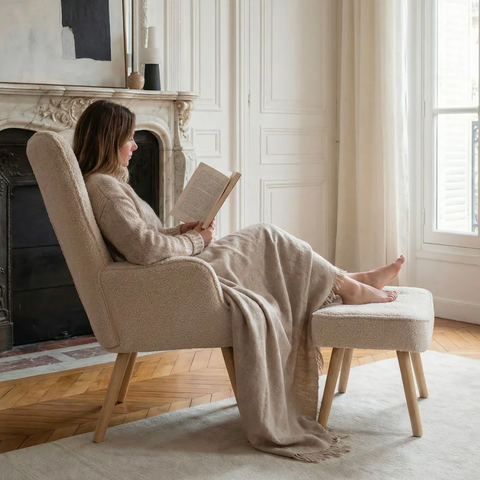 Fauteuil scandinave + pouf Lylou Tissu bouclette lainée Crème