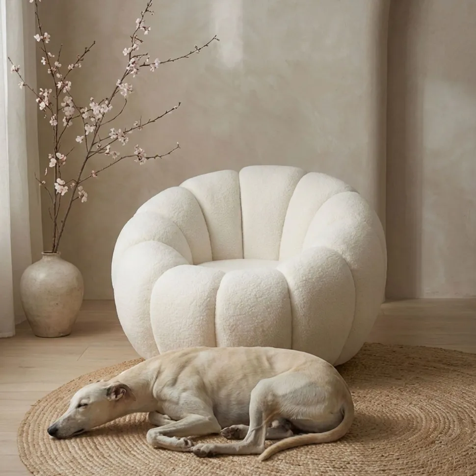Fauteuil tournant design coquillage Arielina Tissu bouclette Beige