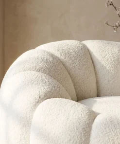 Fauteuil tournant design coquillage Arielina Tissu bouclette Beige