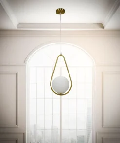 Lampe de plafond Glamy sphère en verre blanc et métal doré