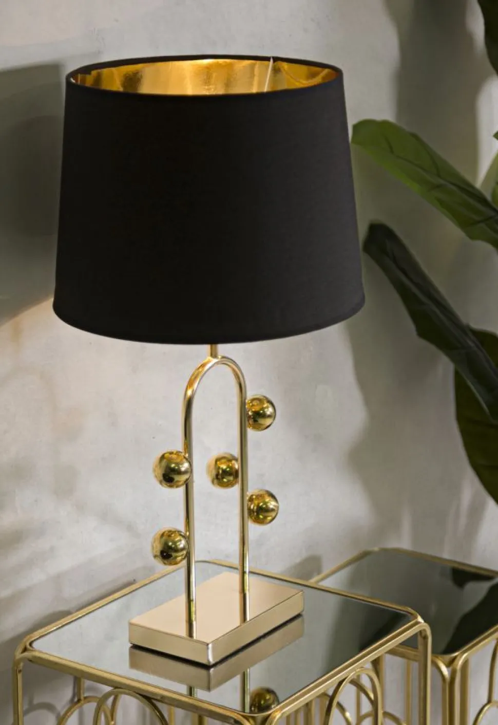 Lampe de table Bubble métal doré abat-jour tissu noir