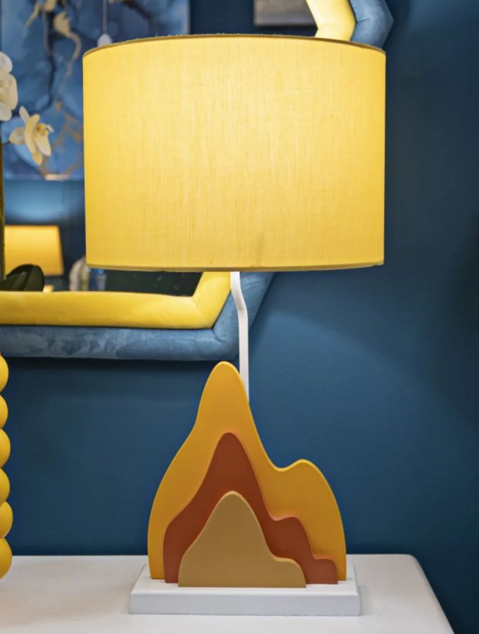 Lampe de table design flamme M.D.F Blanc abat-jour Tissu Jaune / Orange