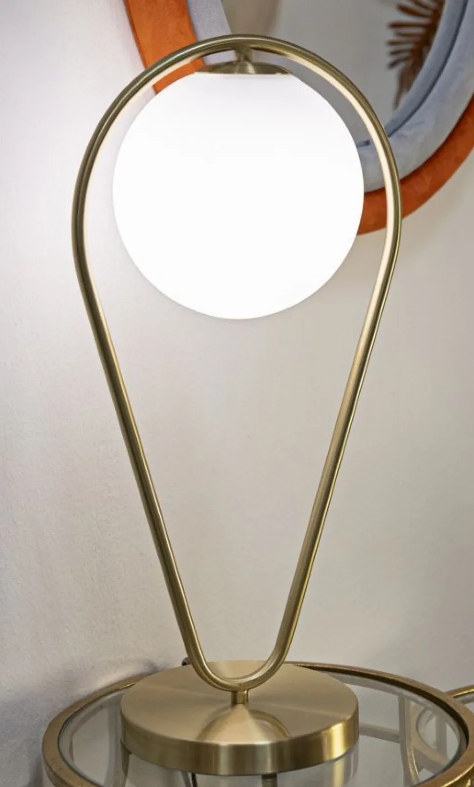 Lampe de table Glamy métal doré et verre blanc
