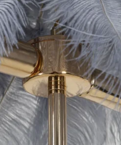 Lampe de table métallique doré abat-jour plumes blanches