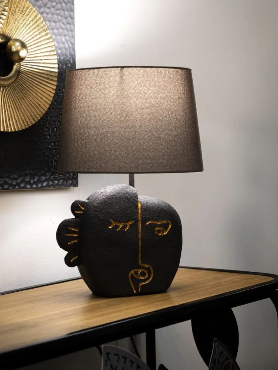 Lampe de table Tribal Polyrésine Noir abat-jour Tissu Gris