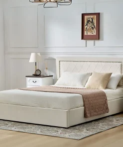 Lit coffre Sandiego avec sommier relevable 160x200cm et tête de lit cloutée Velours Beige clair