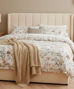 Lit double Magorial avec sommier relevable 180x200cm Tissu Bouclette Crème