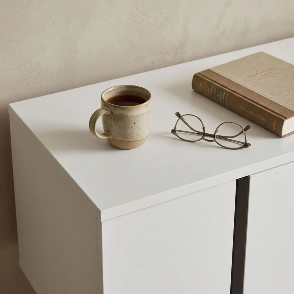 Meuble TV moderne avec 2 portes Valmain L180cm Blanc et Métal Noir