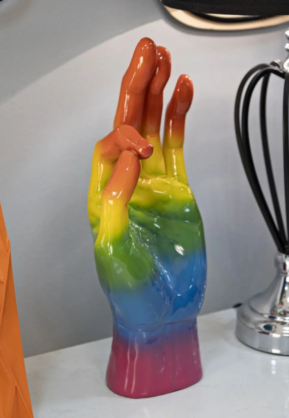 Objet décoratif Rainbow OK Main en céramique multicolore