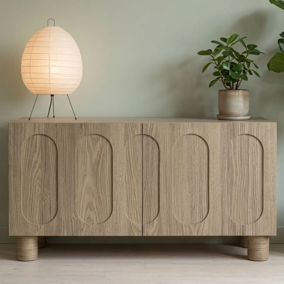 Petit buffet rétro-moderne avec portes sculptées Durand L80cm Chêne grisé