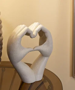 Sculpture Love Stons en résine beige