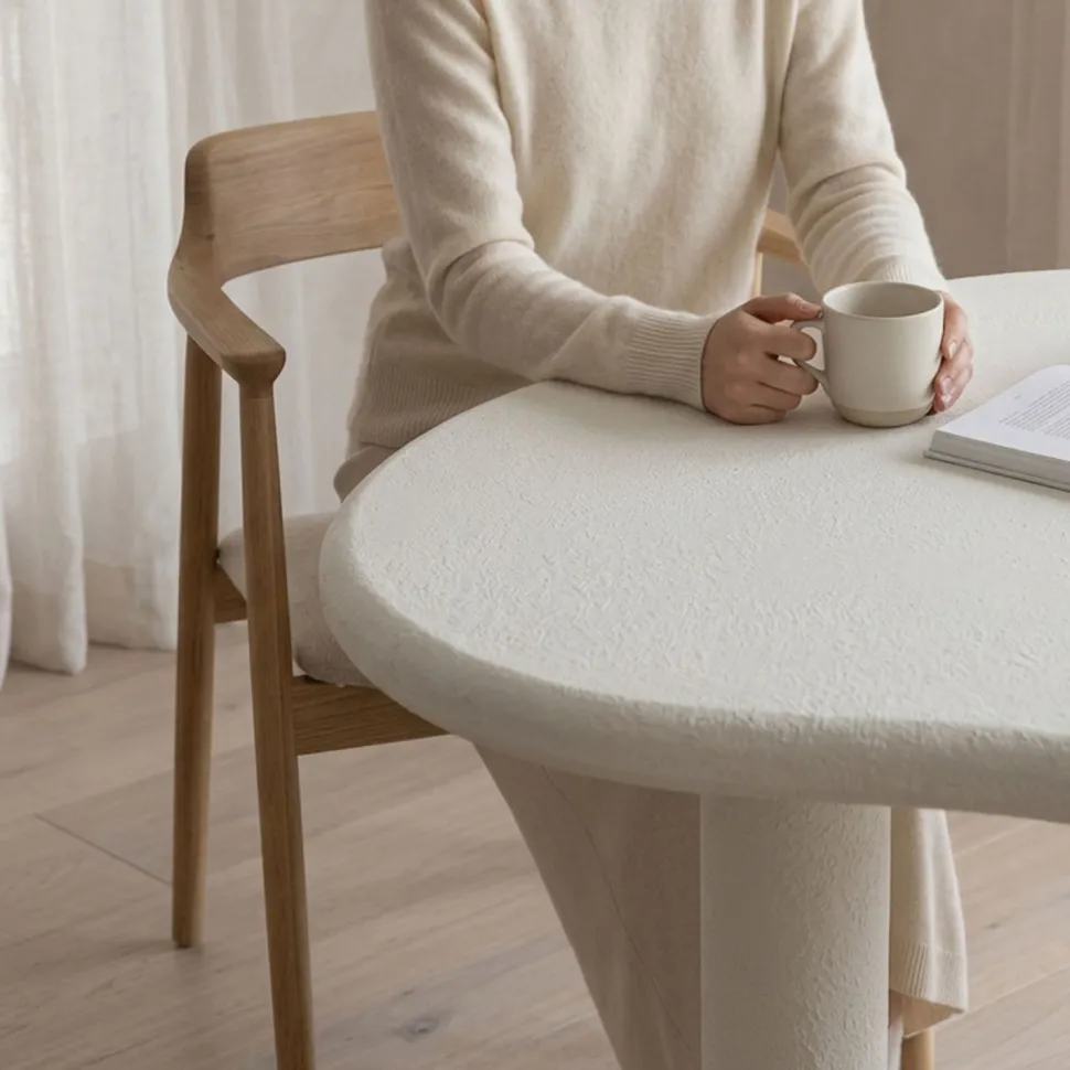 Table à manger forme nuage asymétrique L180cm VALDO Blanc minéral texturé