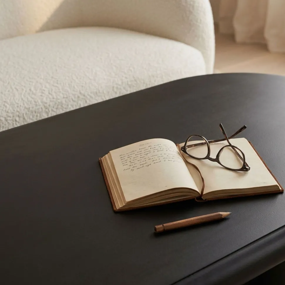 Table basse arrondie 160cm avec pieds colonnes Roady Noir
