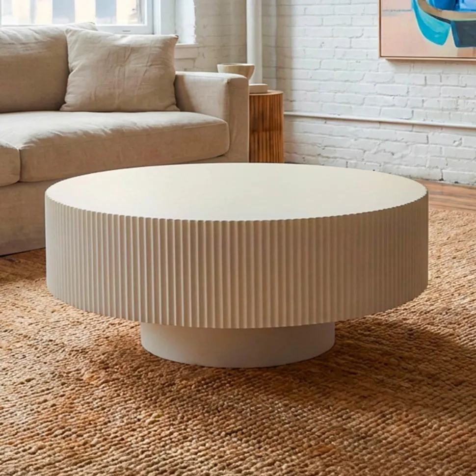 Table ronde L78,5cm avec rainures verticales sculptées Pulsar Blanc cassé