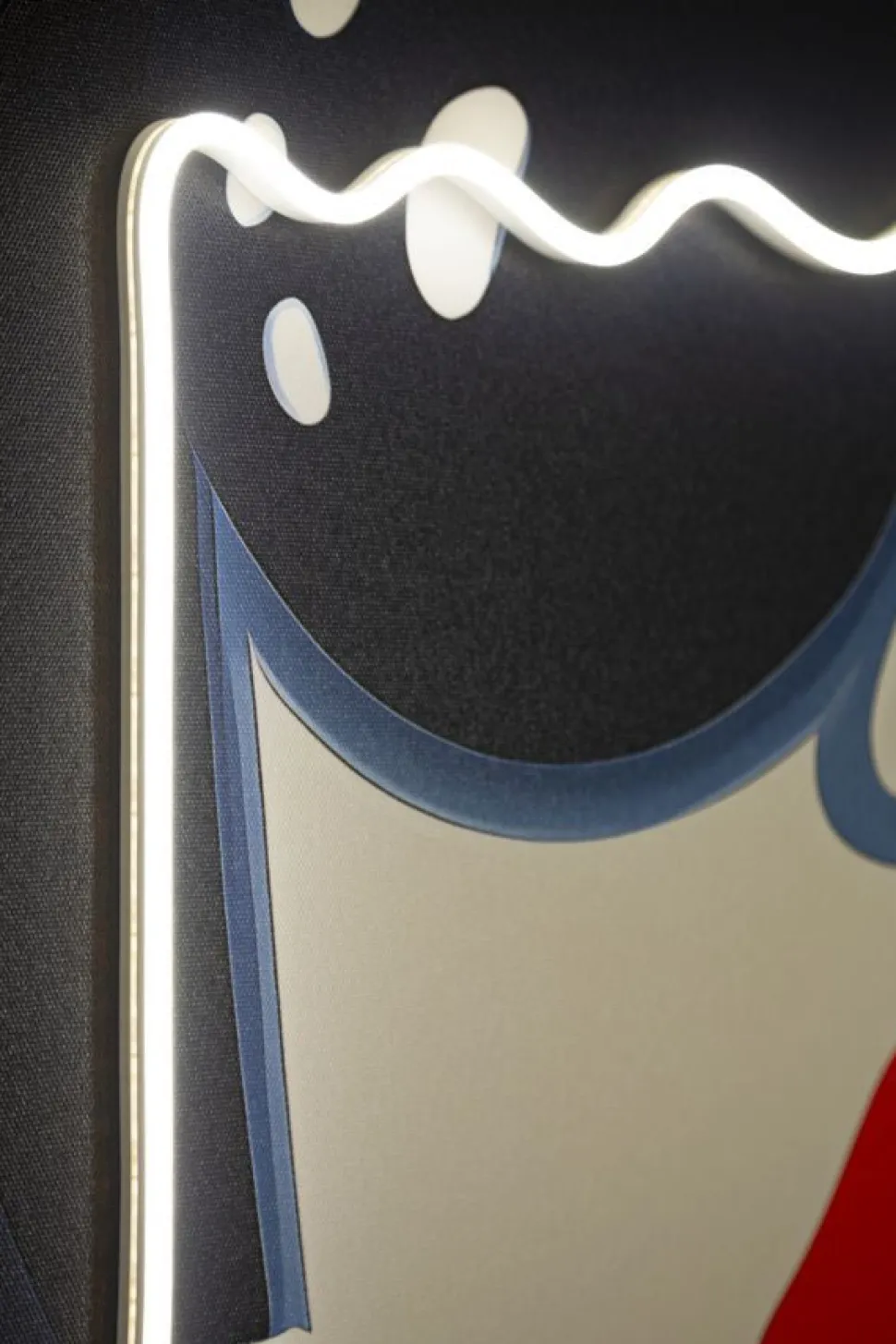 Tableau LED Cécille femme pop rouge et bleu