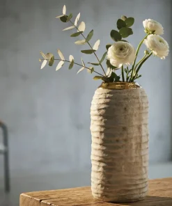 Vase compact finition mate intérieur doré