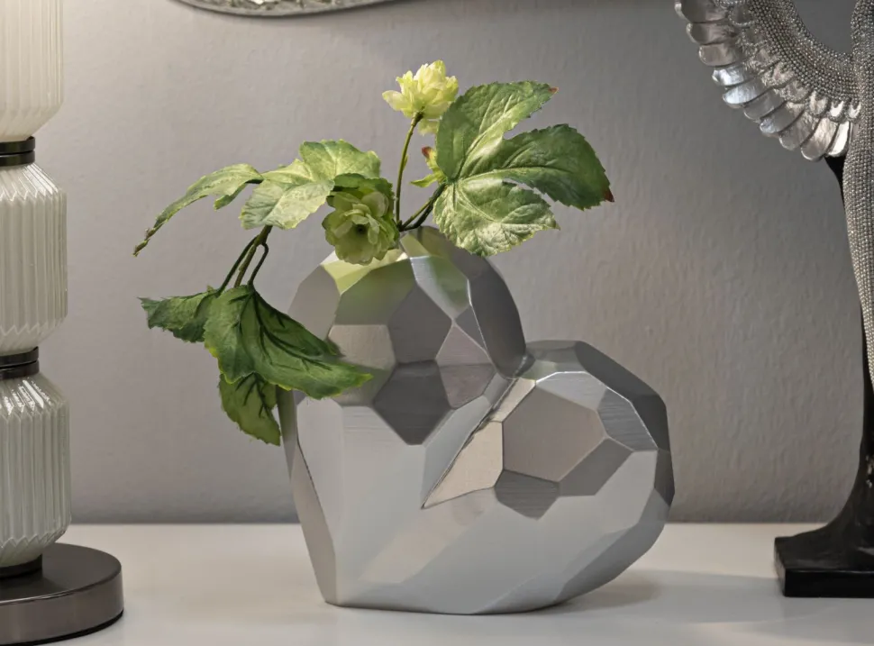 Vase cœur en résine argentée