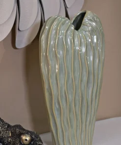 Vase décoratif en céramique texturée Vert