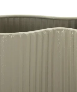 Vase design ondulé finition mate