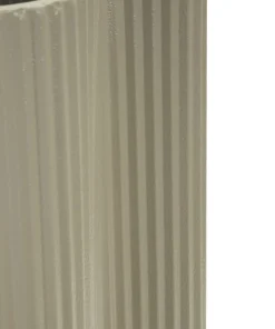 Vase design ondulé finition mate