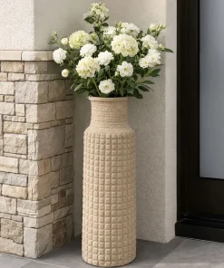 Vase d'extérieur sablé en pierre naturelle