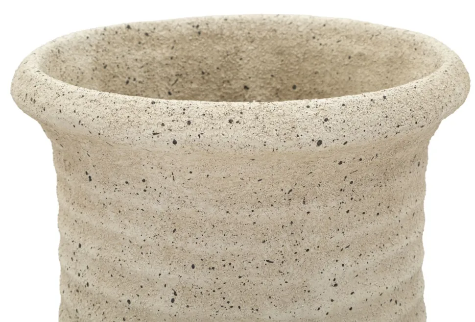 Vase d'extérieur sablé en pierre naturelle