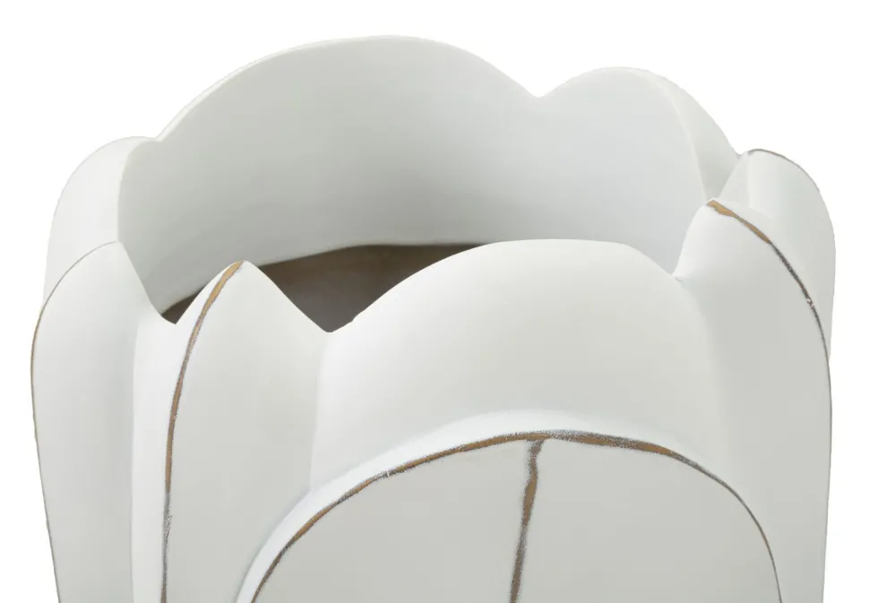 Vase en céramique blanc décoré en relief
