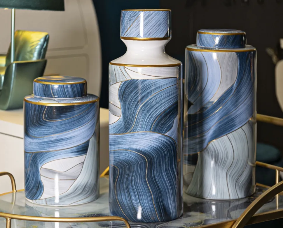 Vase en céramique décoré avec couvercle finitions dorées