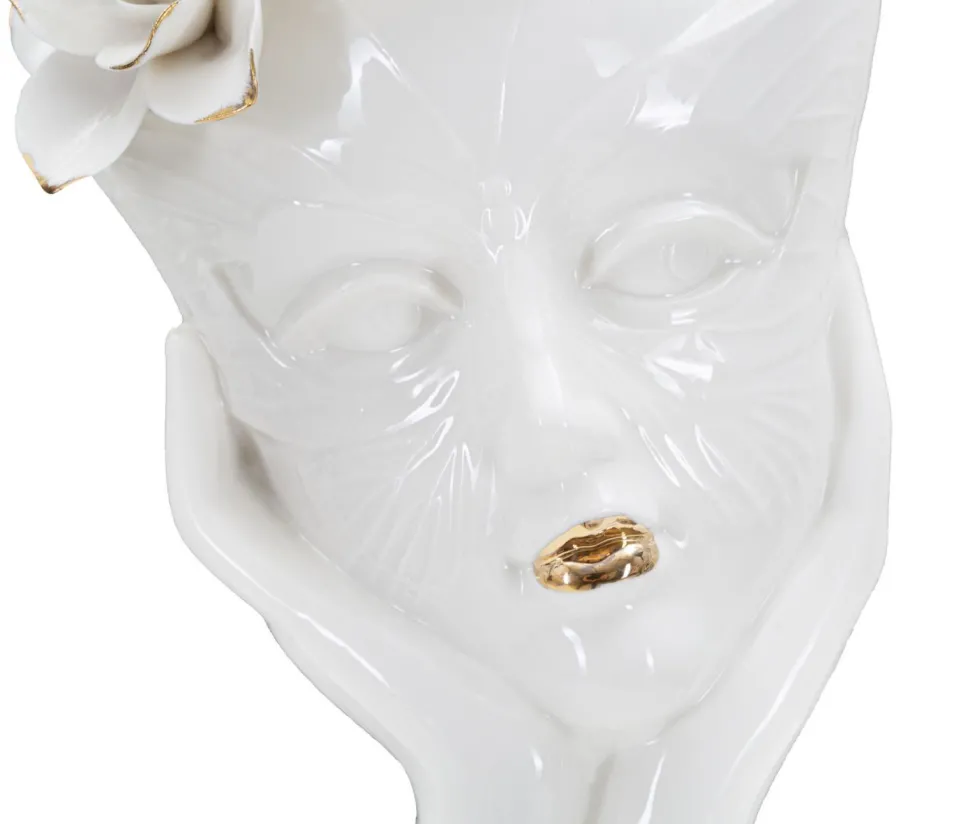 Vase féminin en porcelaine décoré d'une couronne de fleurs blanc et or