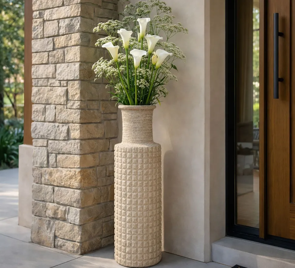 Vase haut en surface sablée couleur Pierre naturelle