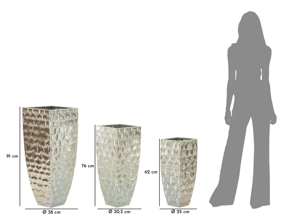 Vases ronds en métal argenté avec motifs en relief Set de 3